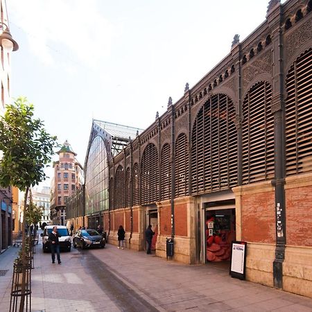 Malaga Tour Apartment- Elegance & Confort In The Historic Center エクステリア 写真