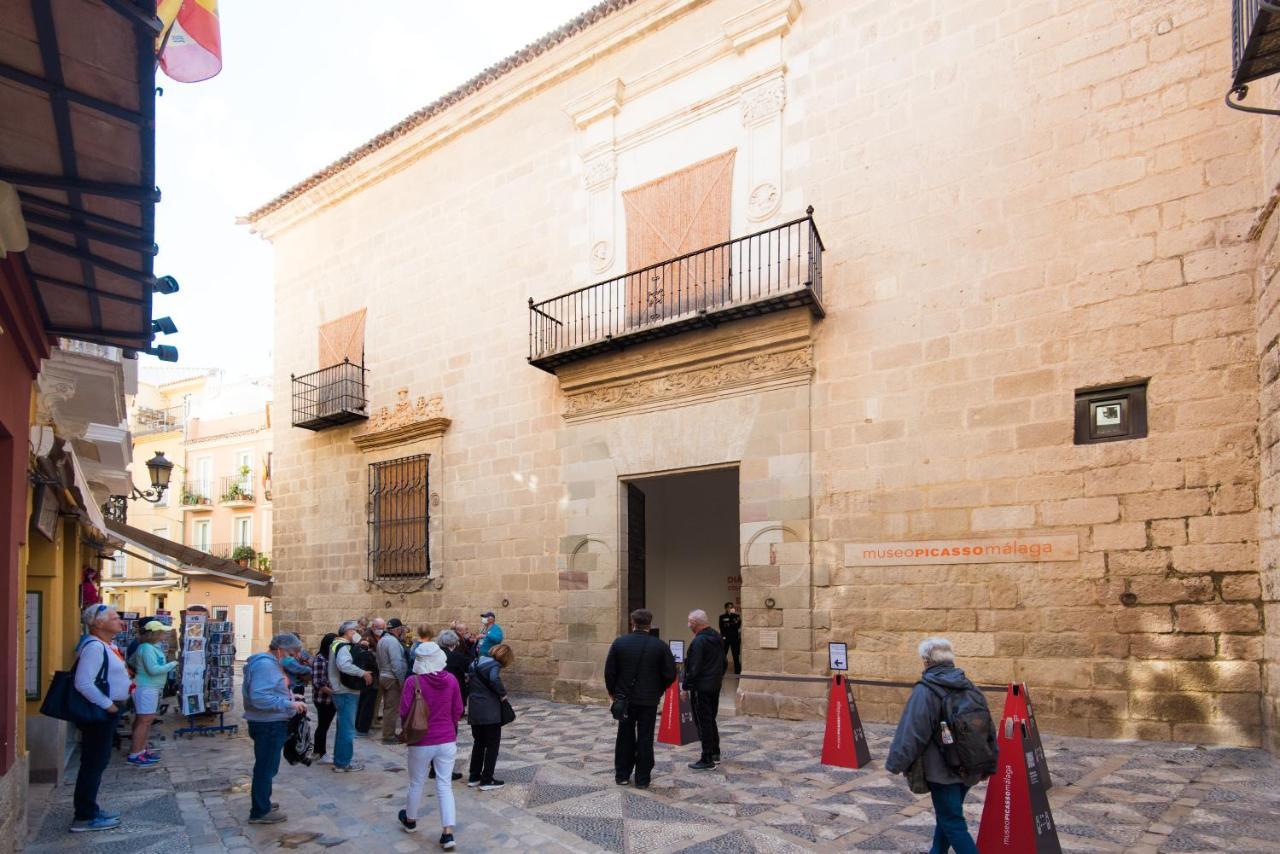 Malaga Tour Apartment- Elegance & Confort In The Historic Center エクステリア 写真